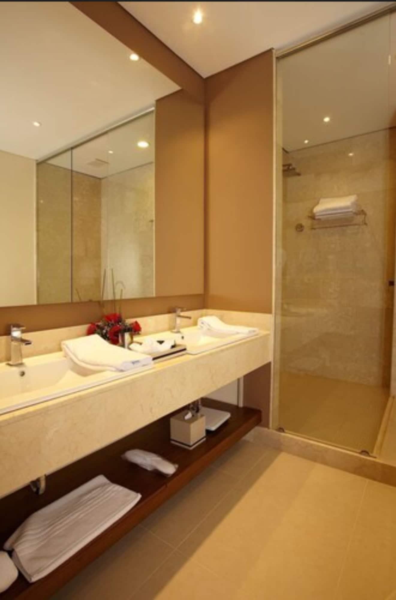 Doubletree By Hilton Bogota Parque 93 Hotel Eksteriør billede