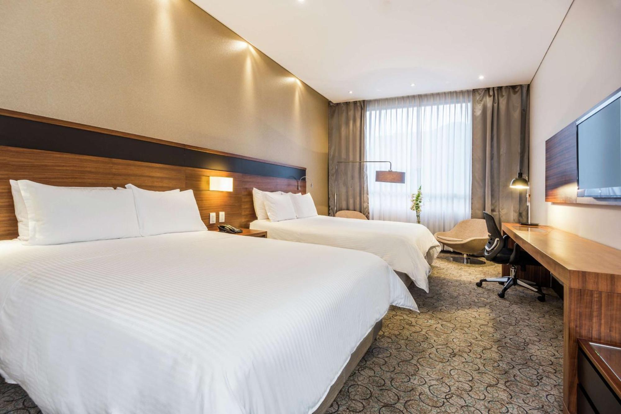 Doubletree By Hilton Bogota Parque 93 Hotel Eksteriør billede