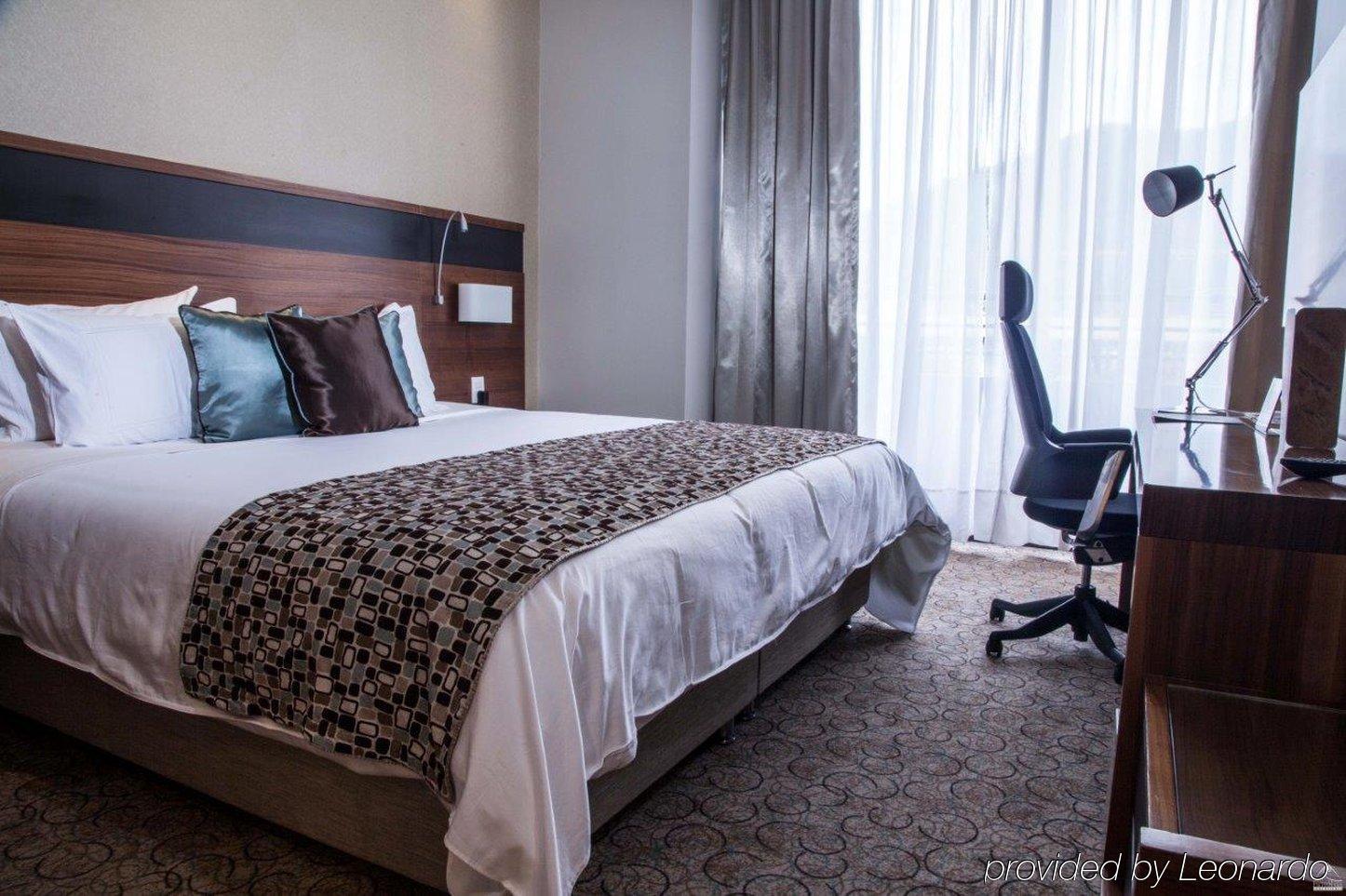 Doubletree By Hilton Bogota Parque 93 Hotel Eksteriør billede