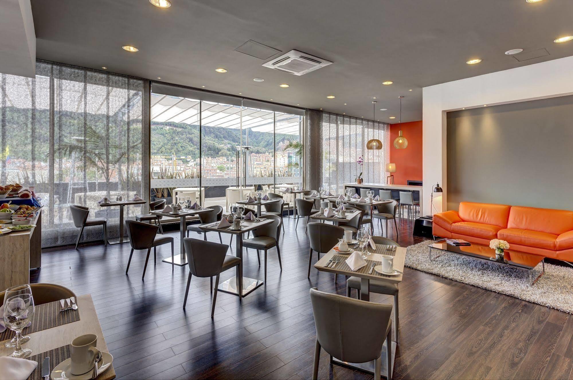 Doubletree By Hilton Bogota Parque 93 Hotel Eksteriør billede